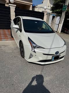 Toyota Prius 2016