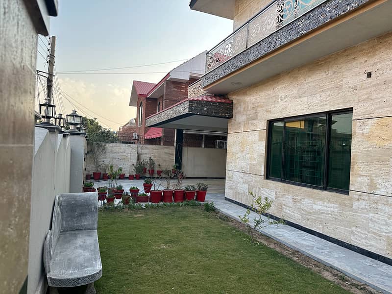 Beautiful 23 Marla Fully Furnished House with All Modern Amenities - For Sale in Korang Town, Islamabad! 1