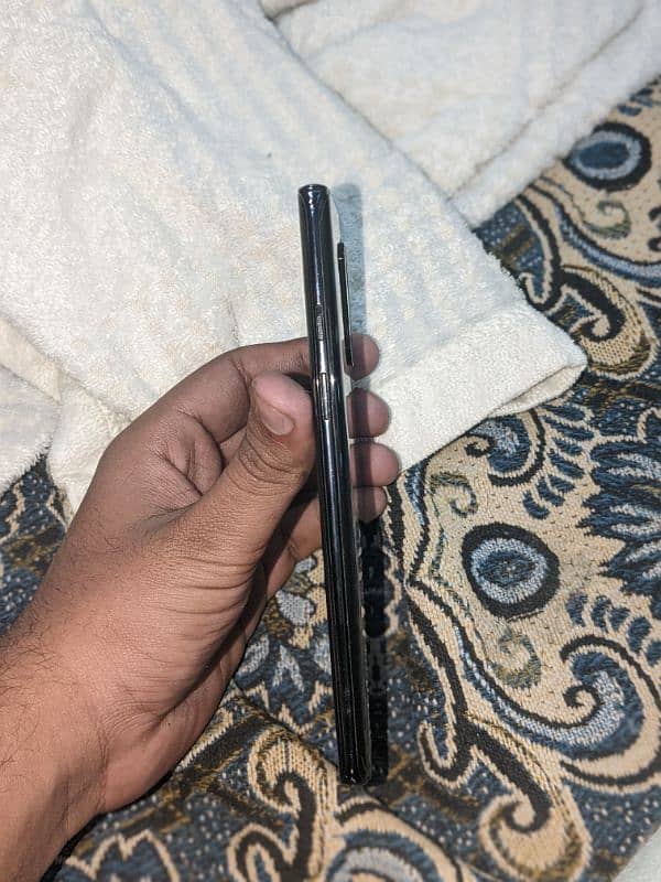 oneplus 8 . . . . condition 10/8.5 5