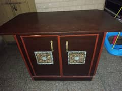 Iron Table In Good Condition