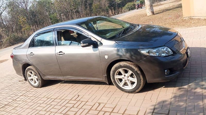 Xli Toyota Corolla 2011 Model VVT-I 3