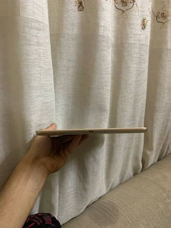 iPad 5th generation 7