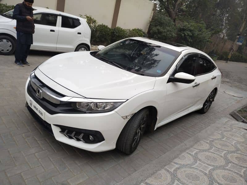 Honda Civic Oriel 2017 9