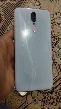 Oppo f11 6-128gb