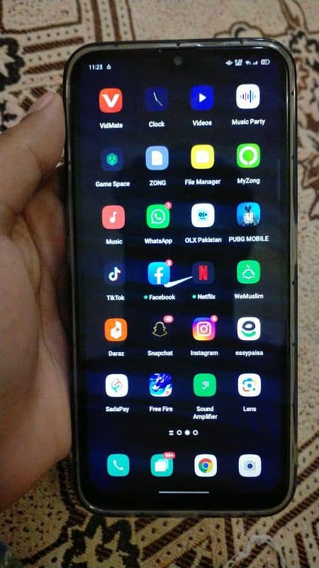 Oppo f11 6-128gb 1