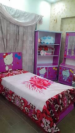 Used Hello Kitty Kids Bed Set