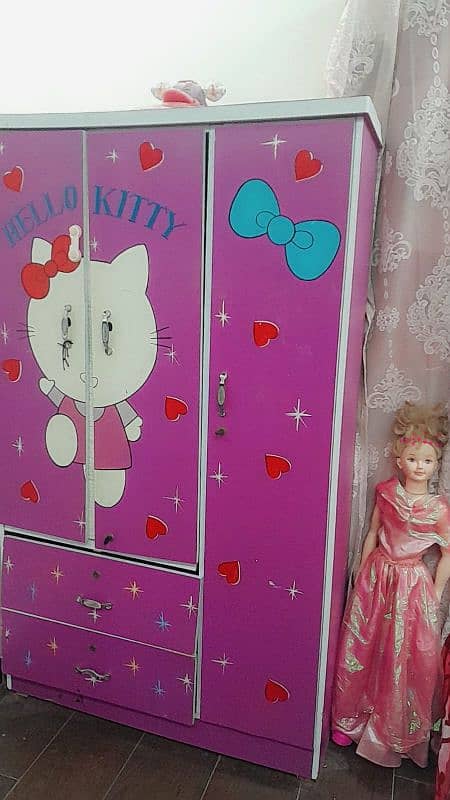 Used Hello Kitty Kids Bed Set 4