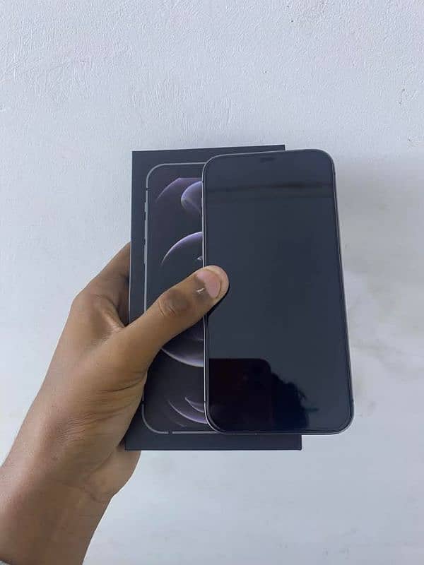 i Phone 8plus, 11,12,13,14,15 pro max on instalment Whatsap 3288235165 3