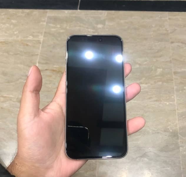 IPHONE 15 pro max 256GB 4