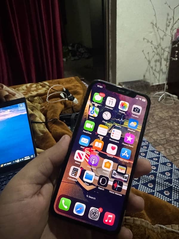 iphone 11 pro 256gb factory unlock 1