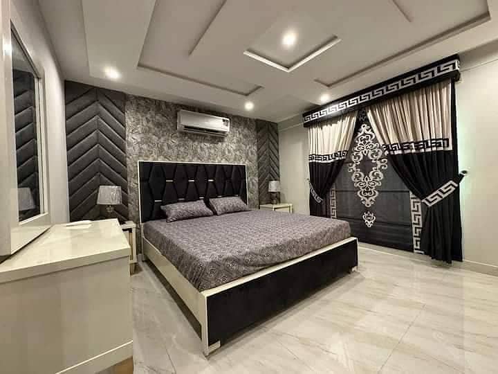 One bedroom VIP apartment for rent on daily basis in bahria town lahore 0