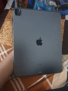 ipad pro 12.9 inch 2020 4th gen he glass crack 10by9 condition