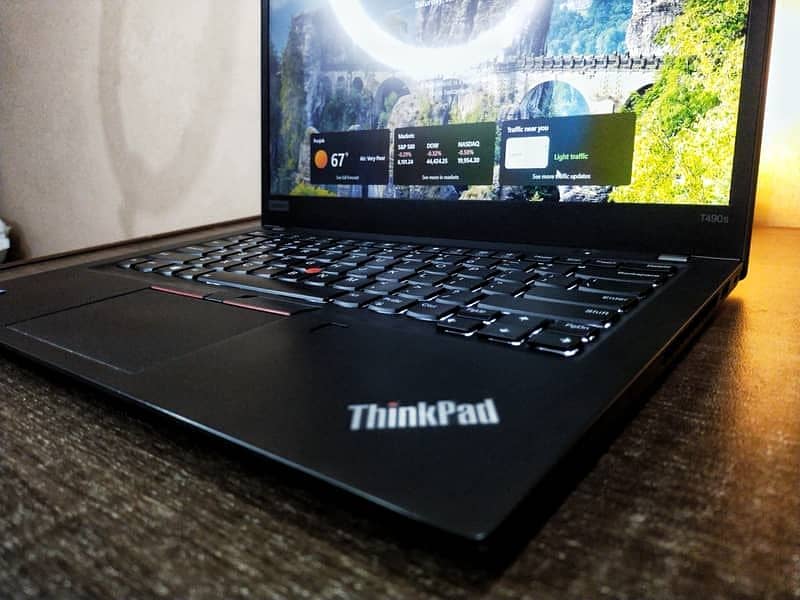 Lenovo Thinkpad T490s 0