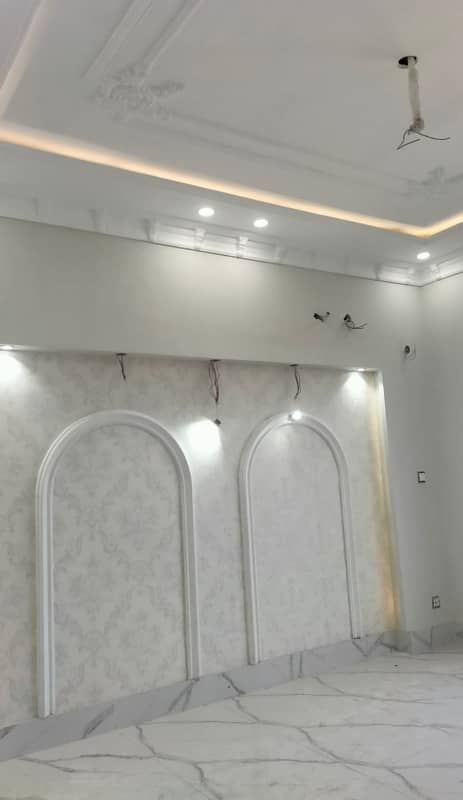 5 Marla Beautifully designed house For Rent In Park View City Lahore. 4