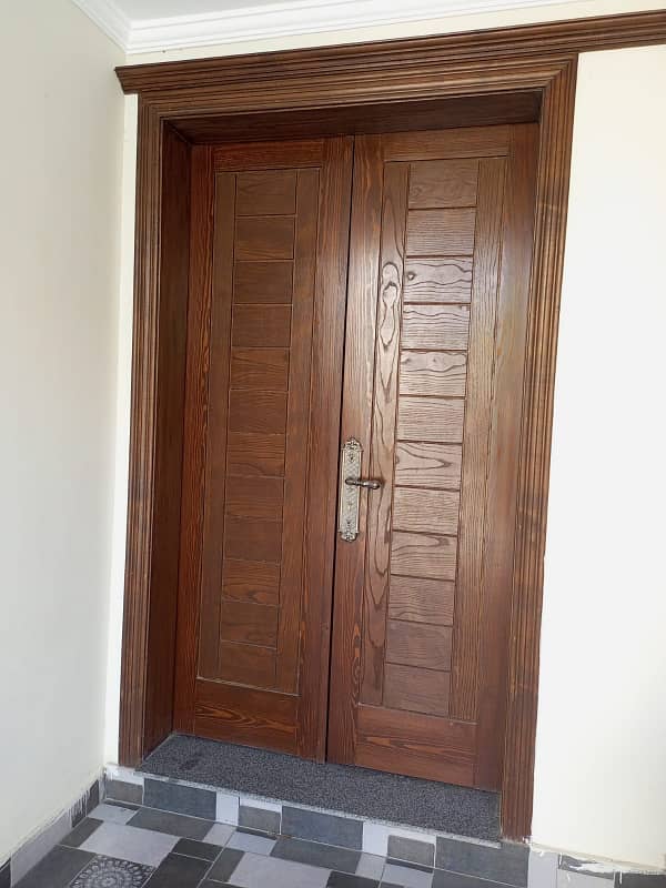 5 Marla Brand New Upper Portion For Rent In Park View City Lahore. 3