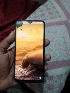 i am selling oppo A12s 3gb 32gb.