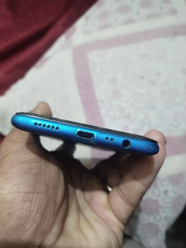 i am selling oppo A12s 3gb 32gb. 5