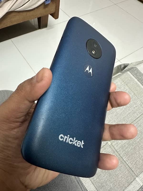 moto E5 play (cricket) special edition 3