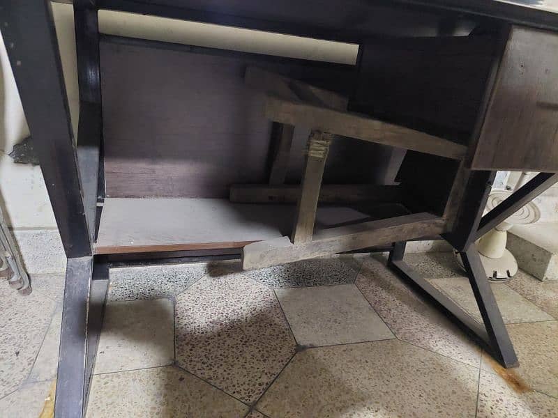 Office table for sale 3