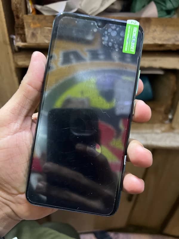 Vivo y17 ram 4+128 ph03082578336 with box 1