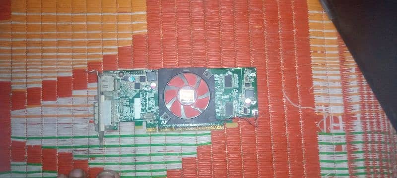 Amd Radeon 1 GB graphics card for PC. with VGA Cable connecter 1