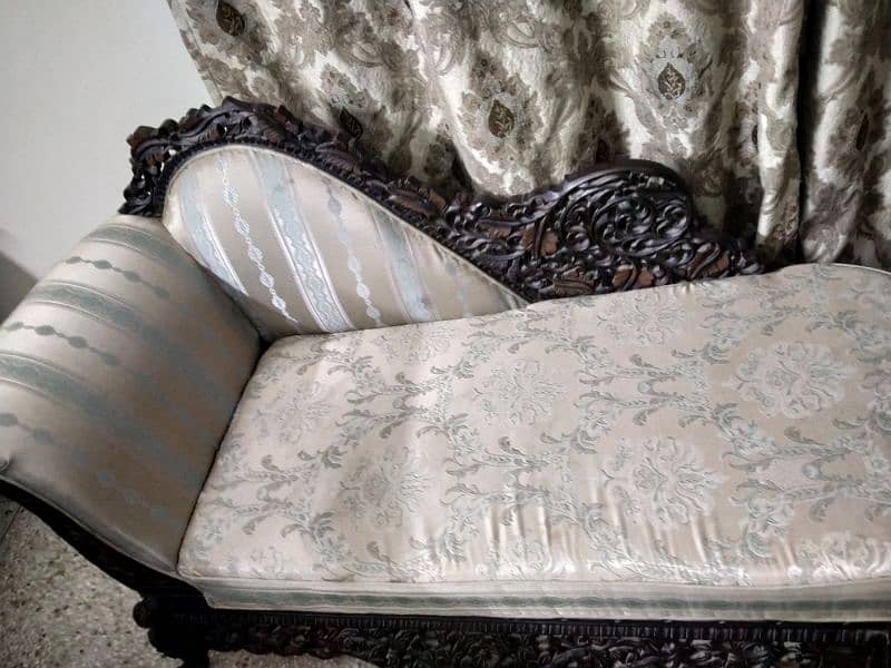 7 seater chinyoti sofa for sale islamabad 3