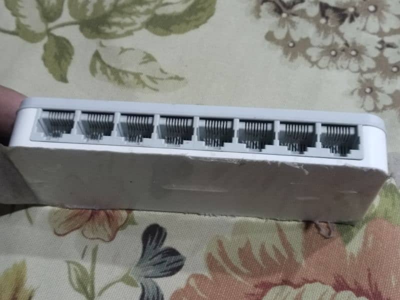 d link smart networking hub 8 port new 1