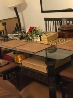 Dining table for sale