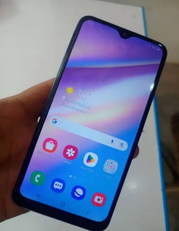 Samsung A10s 2gb / 32gb with box condition 10/10.  PTA APPROVED. 1