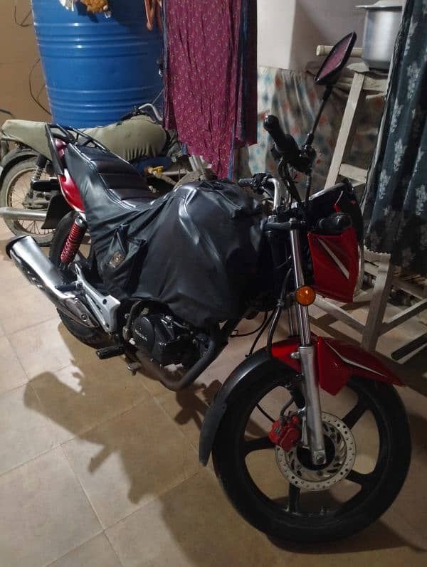 Honda CB150f mint Condition fully packed engine 7