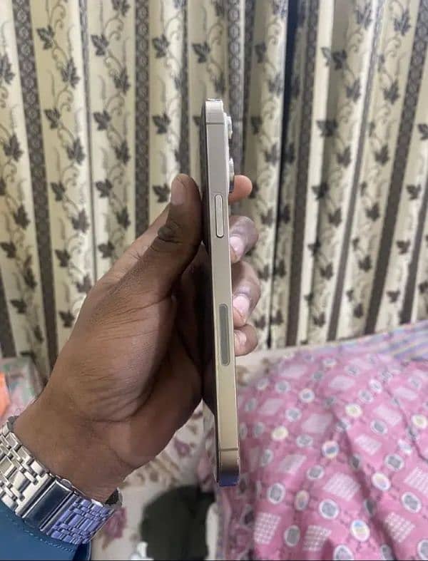 i phone 14 pro max 256 gb 4