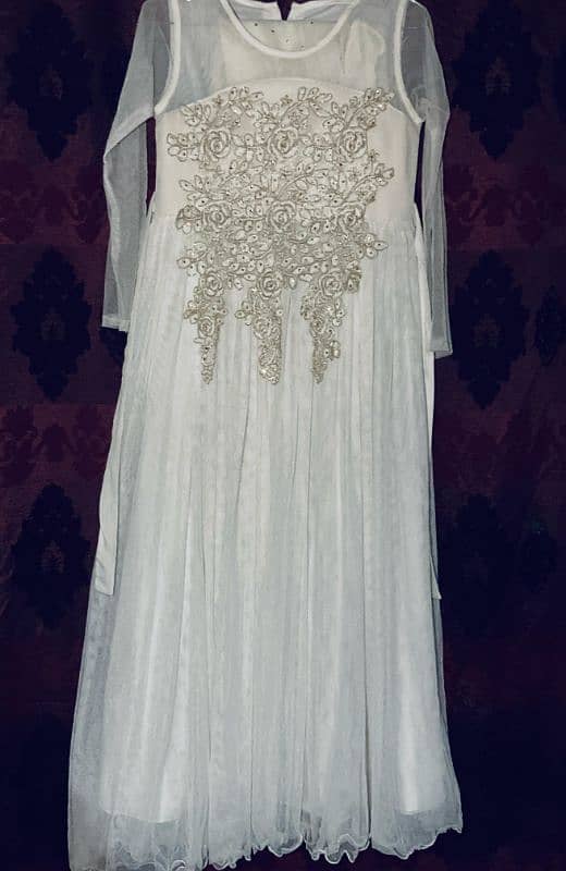 Wedding dress , formal . white in colour. 0