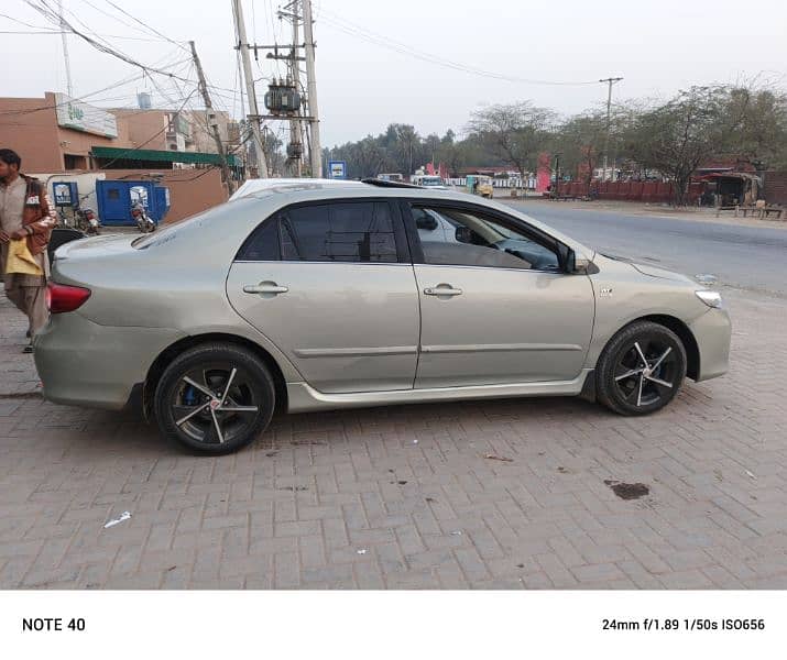 Toyota Corolla Altis 2009 5