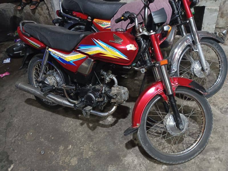 Honda 70cc Dream 2018 8