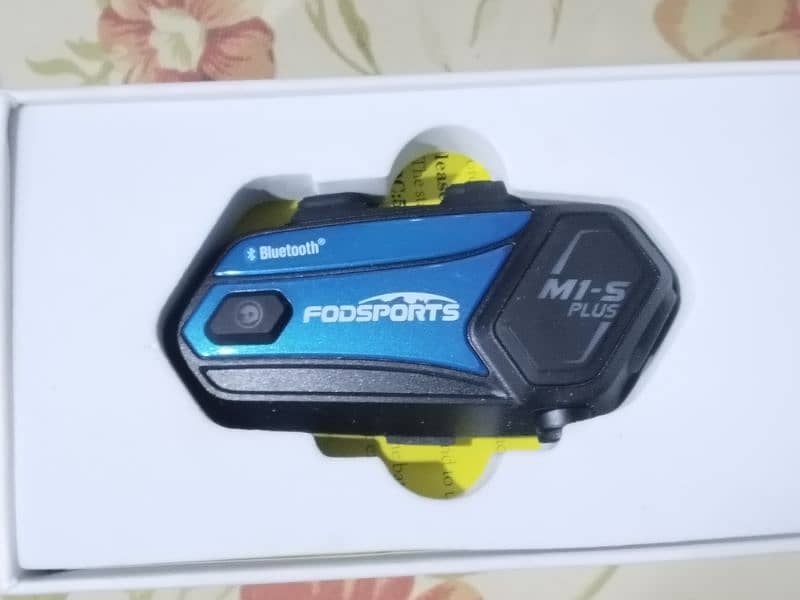 FODSPORTS M1-S Plus 2000M Bluetooth Intercom Motorcycle Helmet Headset 1