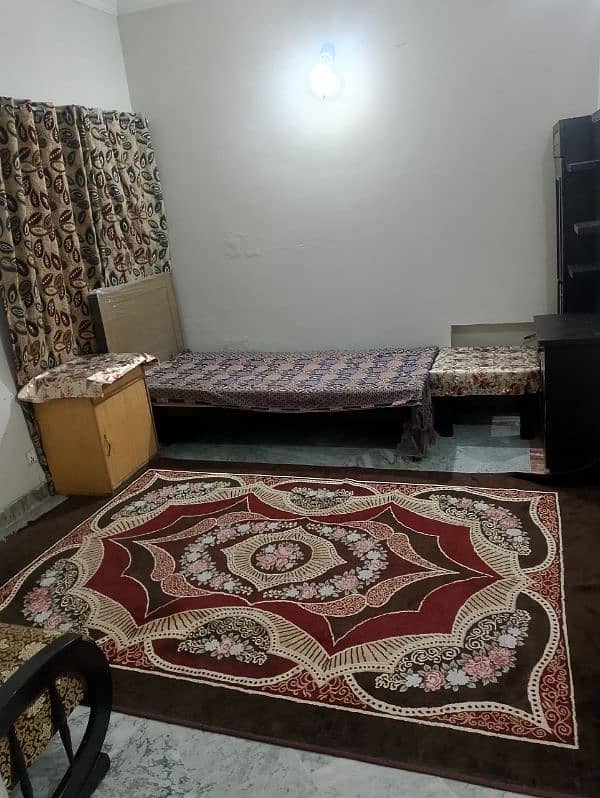 Furnish room available in G11/3 for ladies only 0