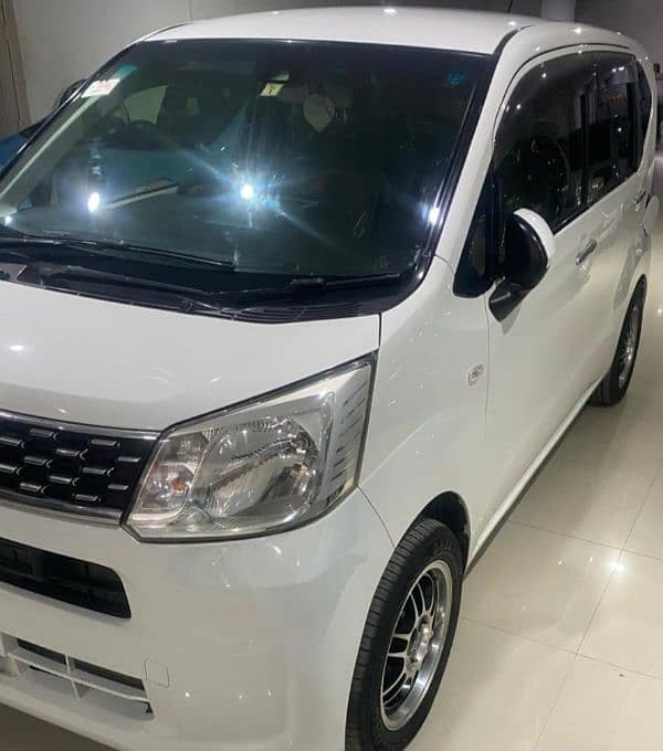 Daihatsu Move 2017 1