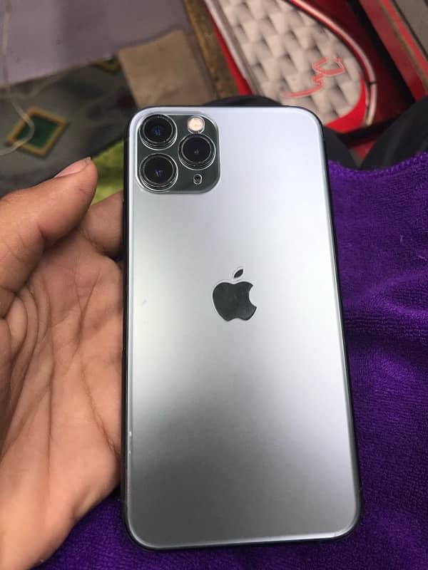 IPhone 11 pro 256 gb factory unlock 1