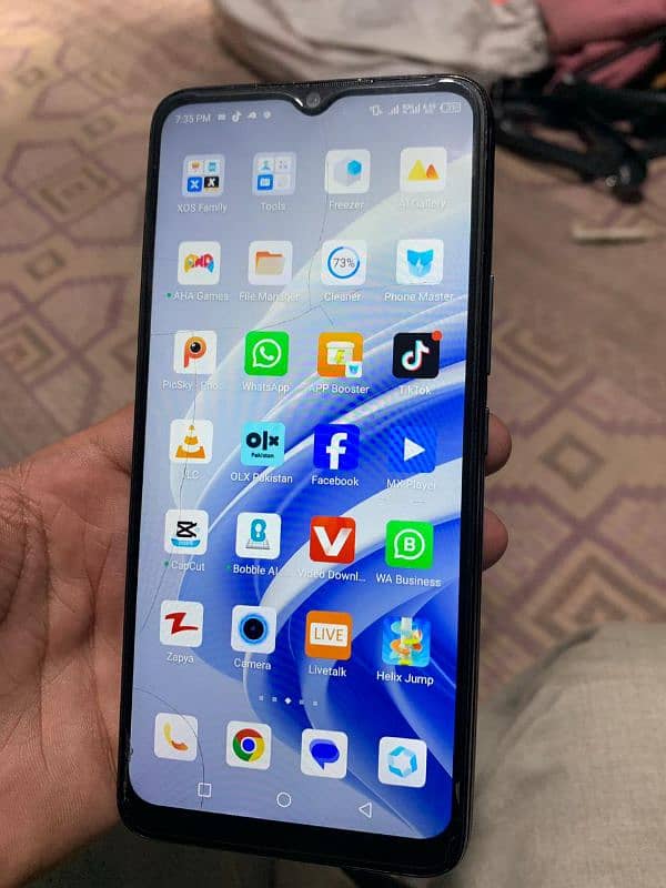 iNFINIX HOT 20i 3