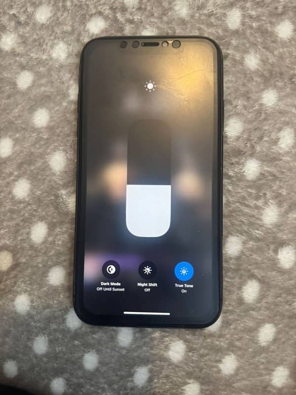 I am selling my iPhone 11 jv factory unlock 4