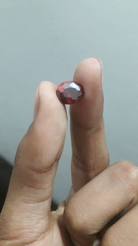 Blood Red Zirkon Stone 0