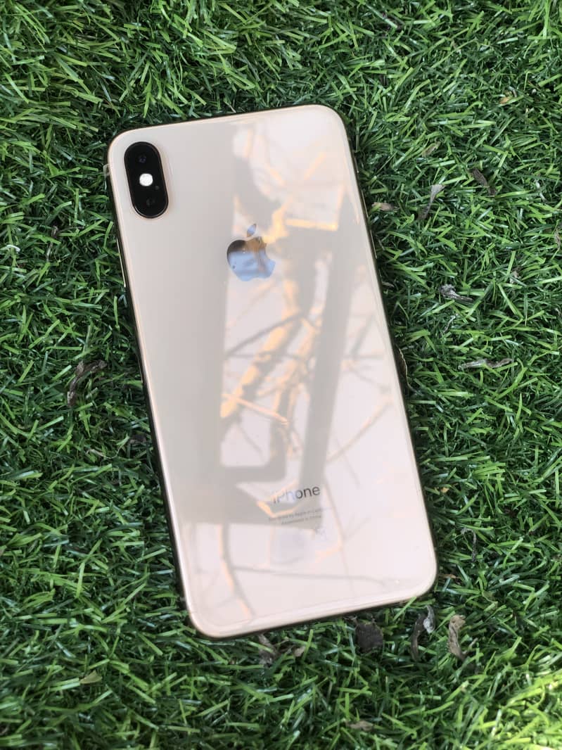 Apple iPhone XS Max Urgent sale 4