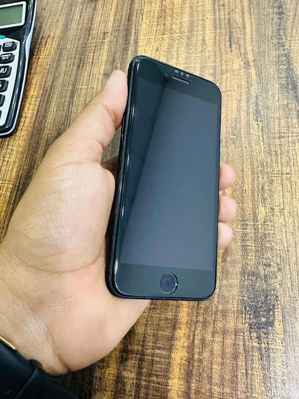 iphone 7 32GB  PTA Approved 1