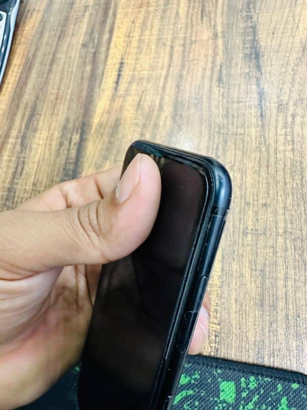 iphone 7 32GB  PTA Approved 6