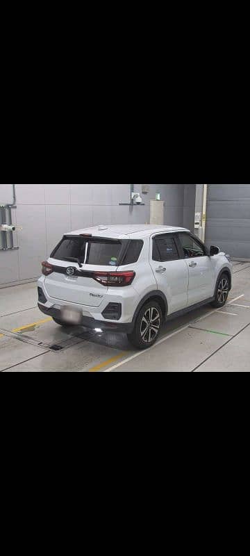 Daihatsu Rocky 2019 3