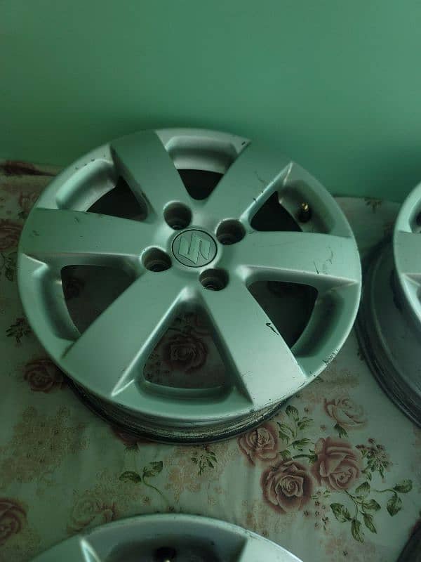 Suzuki swift Alloy rims 1