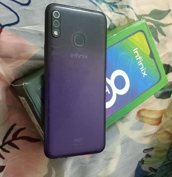 infinix hot 8 lite. 32GB. 2GB. all ok 03441844958 03157635860 2