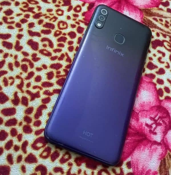 infinix hot 8 lite. 32GB. 2GB. all ok 03441844958 03157635860 11