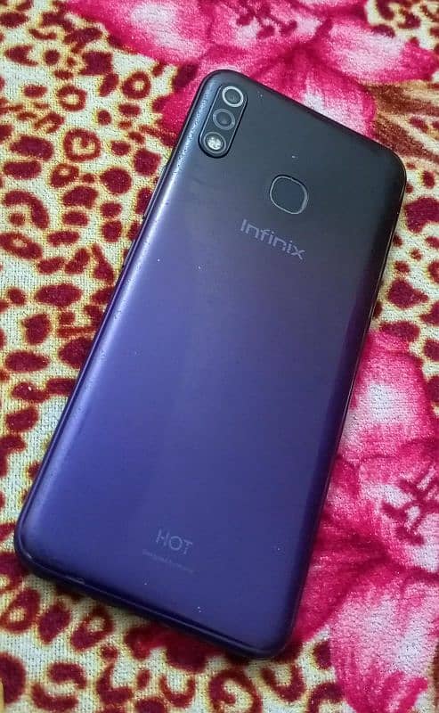 infinix hot 8 lite. 32GB. 2GB. all ok 03441844958 03157635860 14