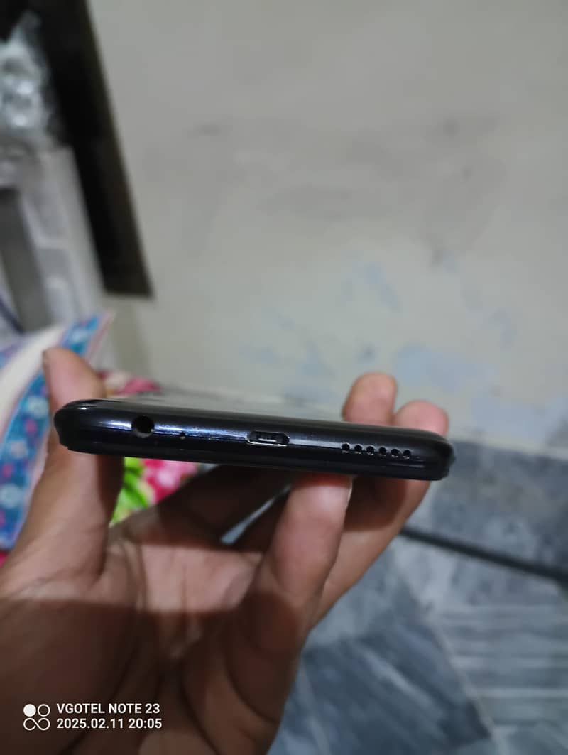 Urgent lelo sasta doo ga Infinix hot 8 3